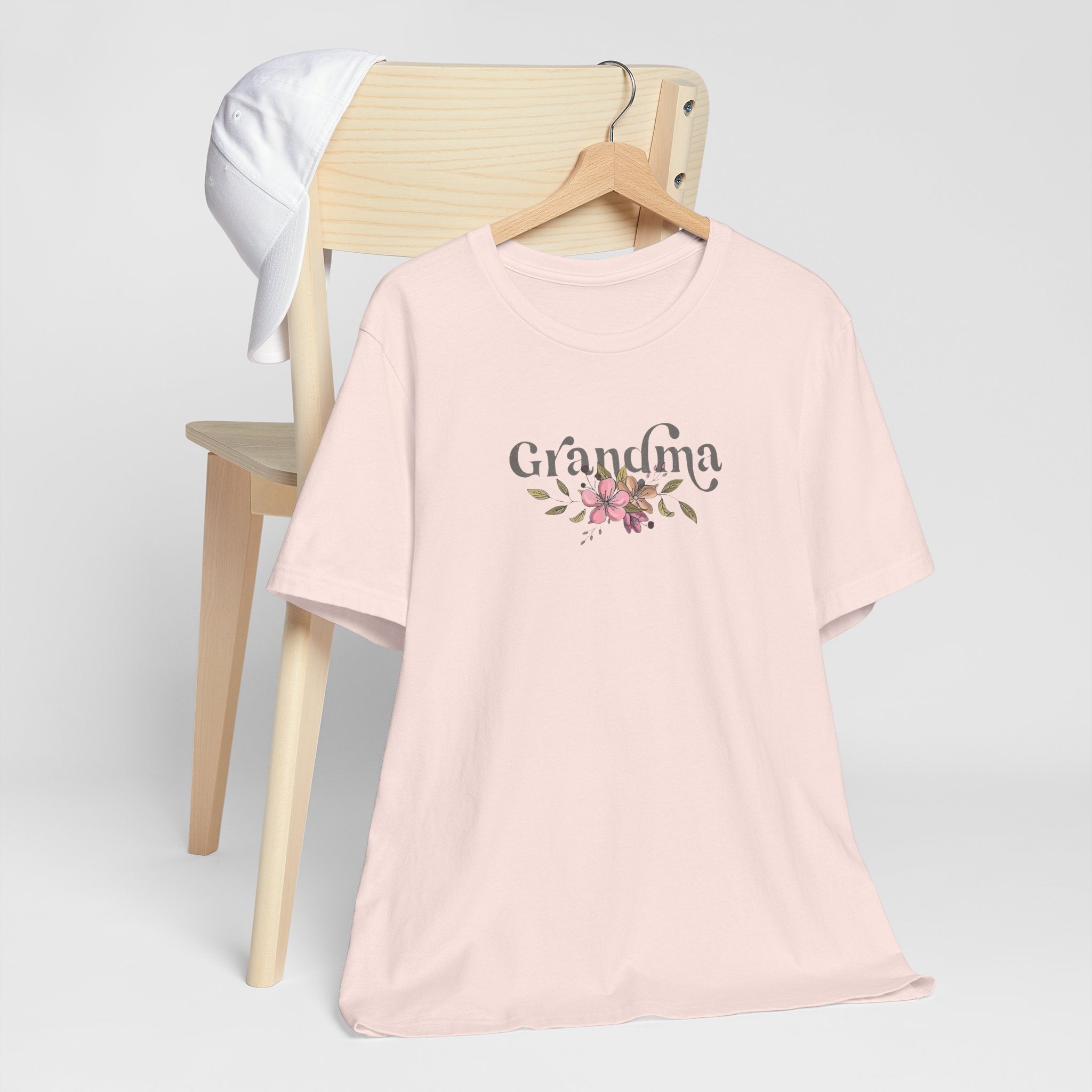 Floral Retro Grandma Tee – Perfect Gift for Mother&