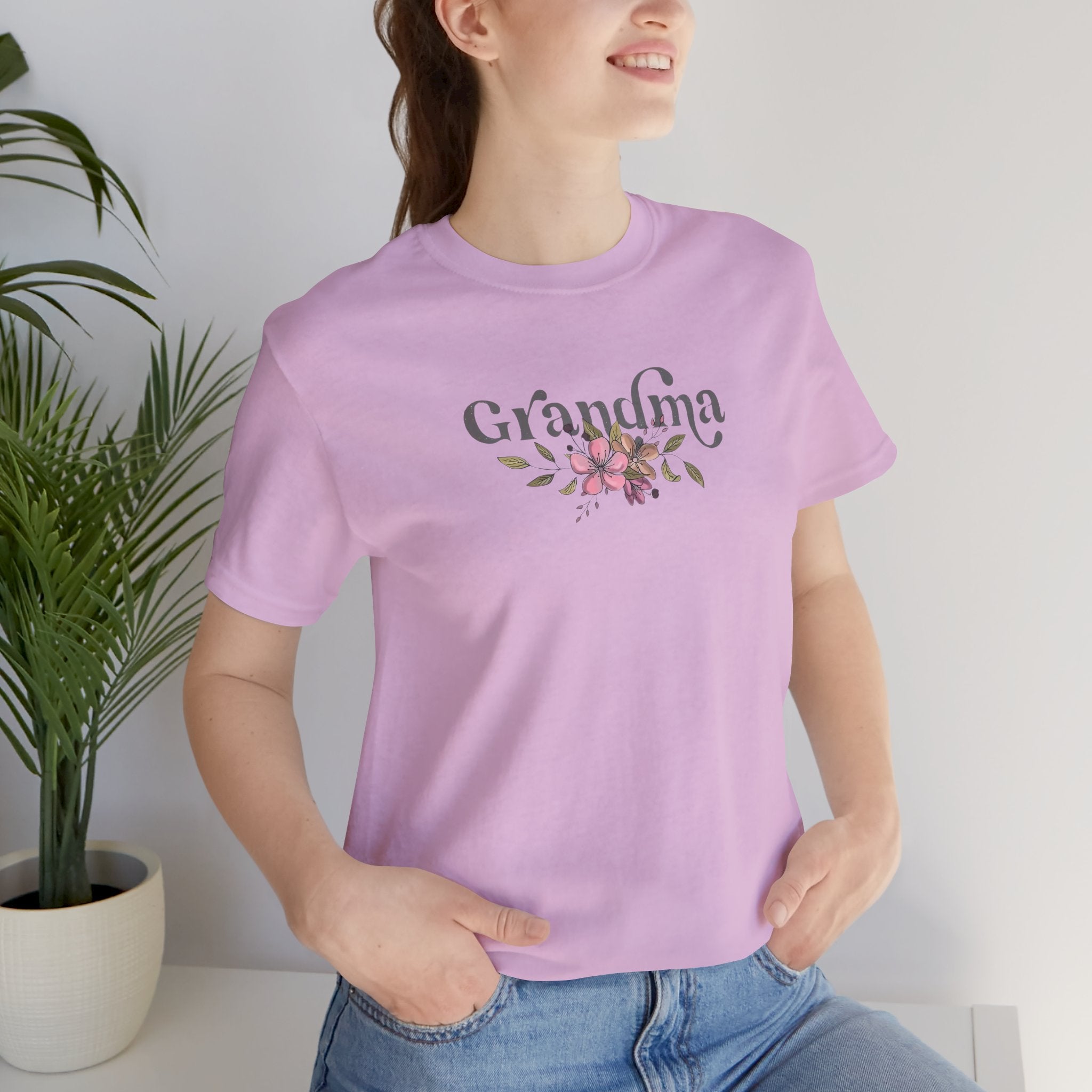 Floral Retro Grandma Tee – Perfect Gift for Mother&