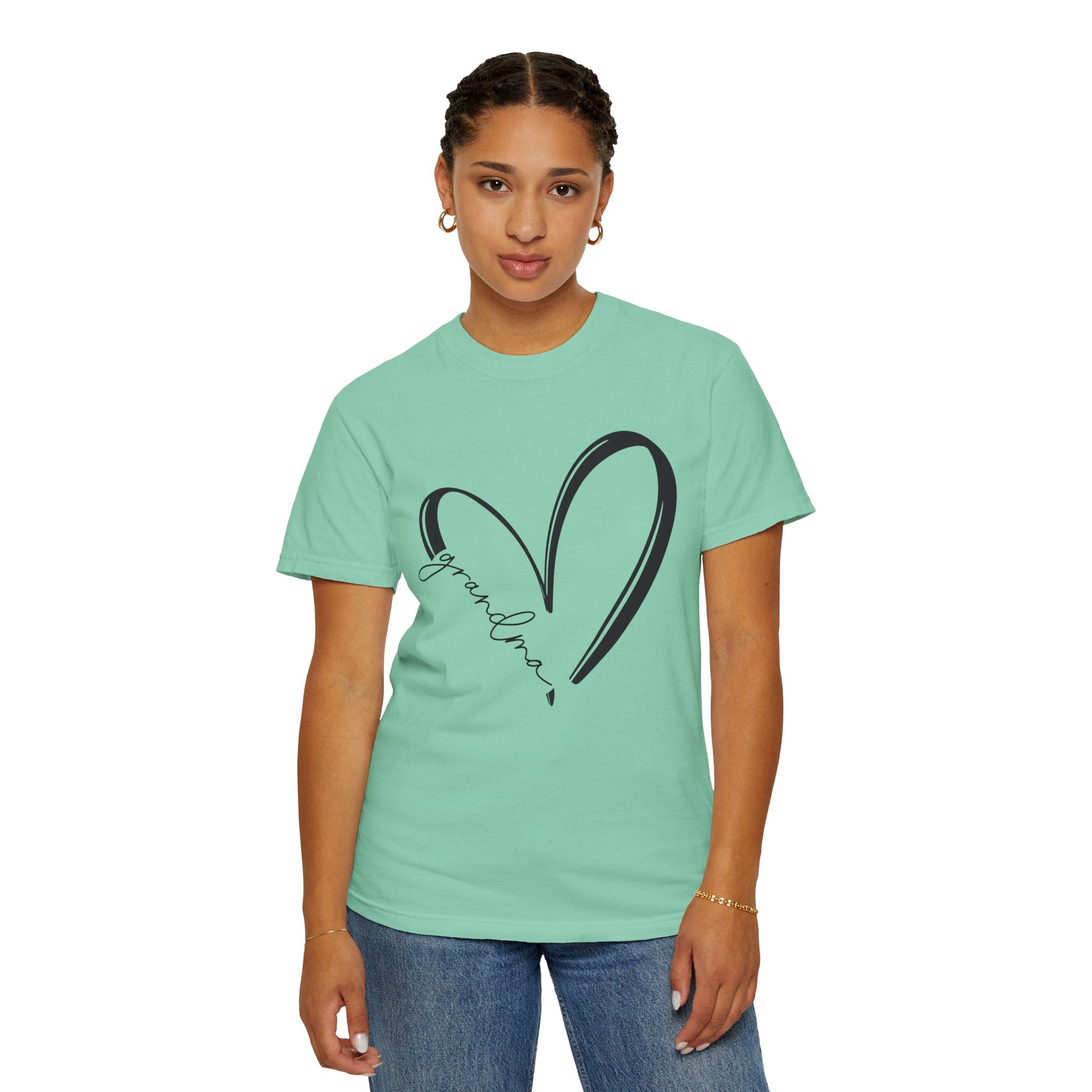 Love Grandma T-Shirt, Unisex Gift for Grandmothers, Casual Tee, Birthday, Mother&