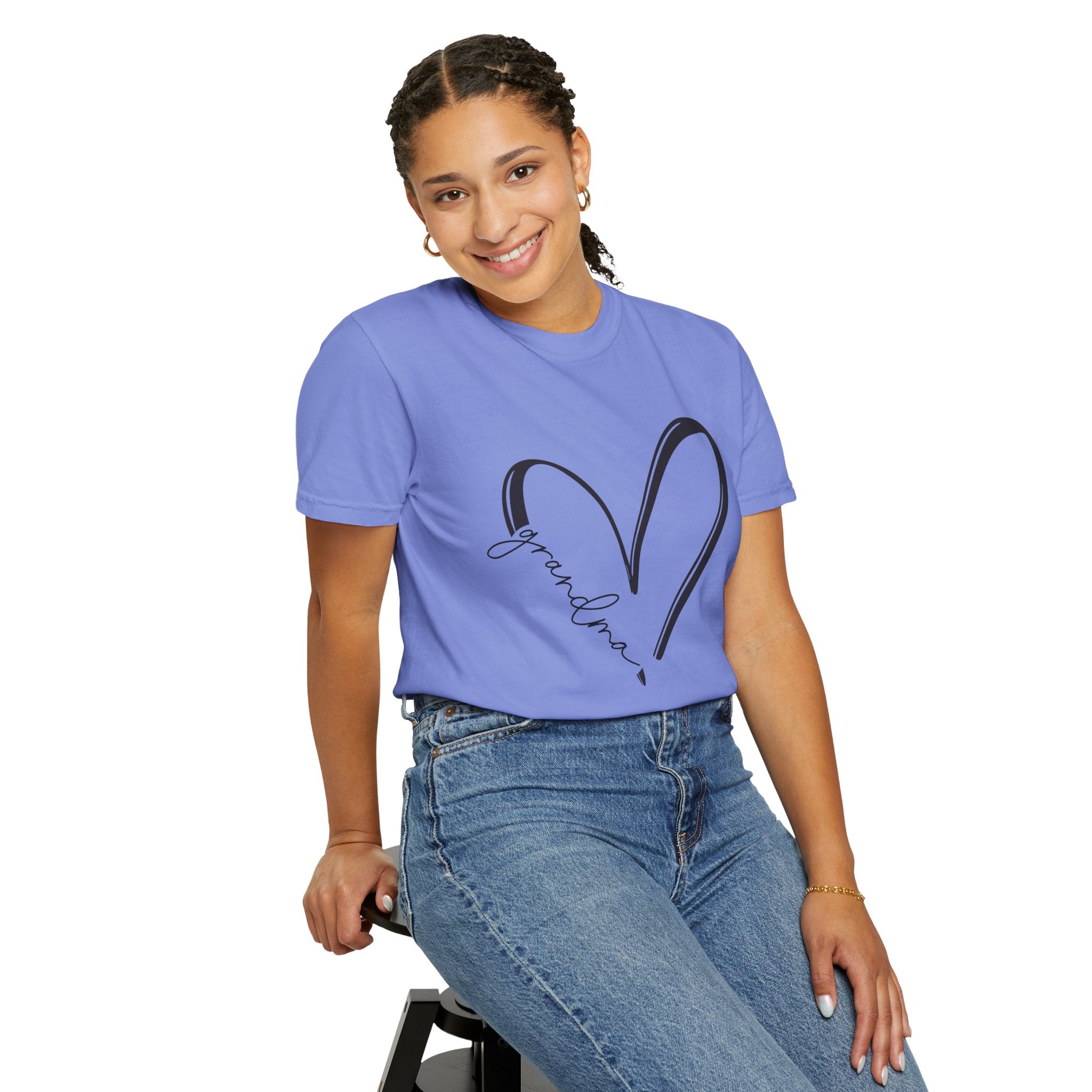 Love Grandma T-Shirt, Unisex Gift for Grandmothers, Casual Tee, Birthday, Mother&
