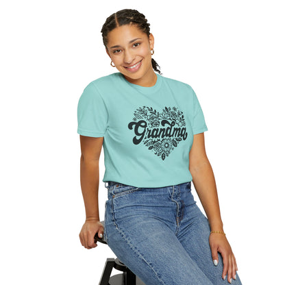 Grandma Large Center Floral Heart T-Shirt, Gift for Grandma, Mother&