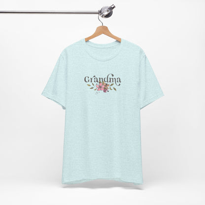 Floral Retro Grandma Tee – Perfect Gift for Mother&