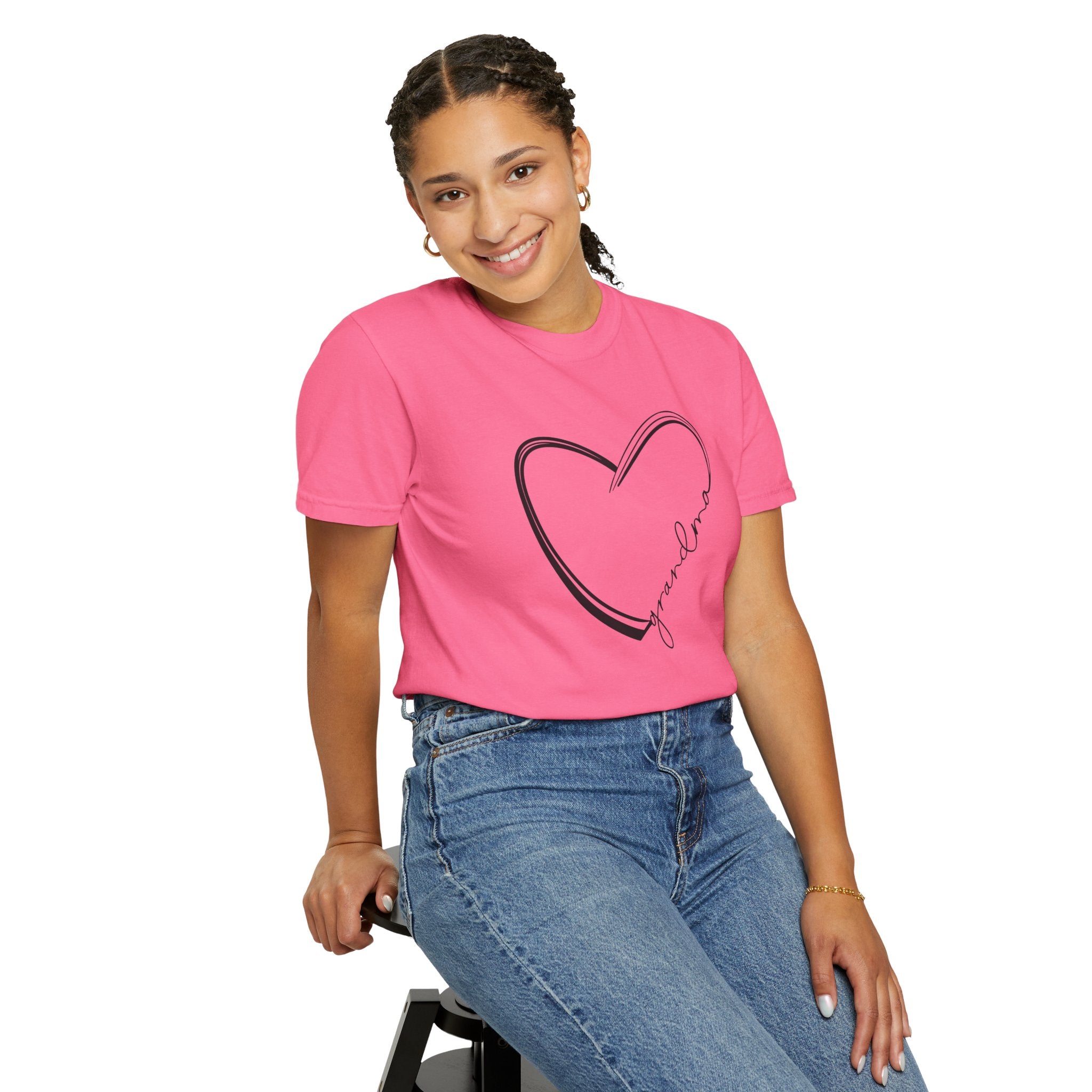 Hand Drawn Grandma Love Heart Unisex T-Shirt | Gift for Grandma | Casual Wear | Mother&