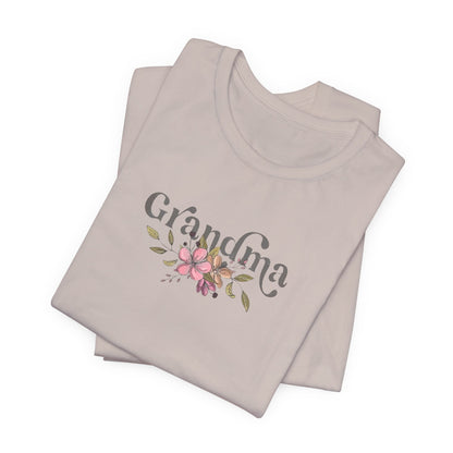 Floral Retro Grandma Tee – Perfect Gift for Mother&